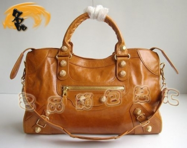 084338B ҽ(jng)C(j)܇ BALENCIAGAţƤб rŮʿ