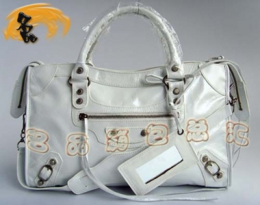 084332 BALENCIAGA¿C܇ rŮʿ ҽ(jng)ţƤŮʿб