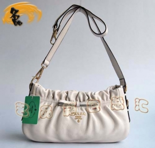 5645 Prada¿ްţƤŮ Pradaб PradareŮ װɫ