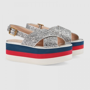 474534 GUCCI WϽ控 ˮ_(ti)Ь Wyɫ