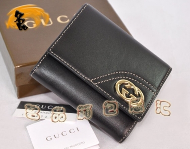 181597 Gucci GuccirŮʿXA Gucci̿X GucciMţƤX ɫ
