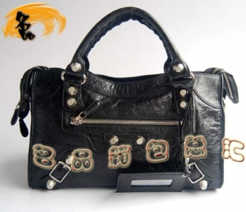 084332A BalenciagaC(j)܇ μ  M(jn)Ƥyᔕr(sh)Ů ɫ
