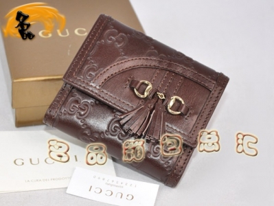 233055 GucciX Gucci¿ K r(sh)ŮʿXA Gucci̿X ɫ