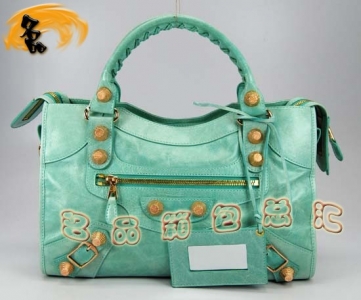 084332B  BalenciagaC(j)܇ ҆μ M(jn)ţƤr(sh)Ů  ˮ{(ln)