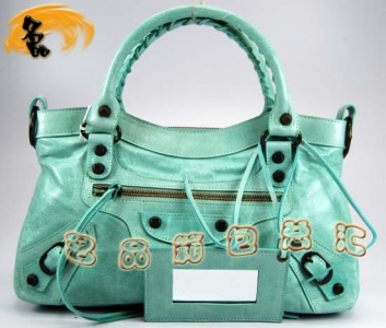 103208  ҆μ BalenciagaC(j)܇ M(jn)ƤrŮ  ˮ{(ln)ɫ