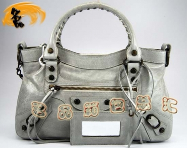 103208  ҙC(j)܇ Balenciagaμ M(jn)ƤrŮ  \ɫ