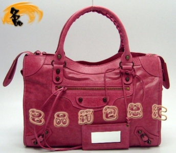 115748L  ҙC(j)܇ M(jn)ƤrŮ Balenciagaμ  ۼtɫ