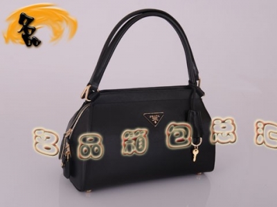 BR4418  Pradaμ _(d) M(jn)^ţƤŮ ¿Ůʿe ɫ