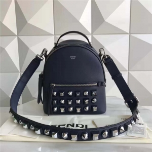 FENDI 2017Ʒ ŮʿСţƤTᔰ p {(ln)ɫ
