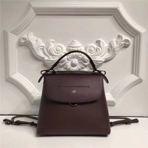 Fendi ҵ T_(ti)(chng)ͬ BACK TO SCHOOLϵ μб tɫ