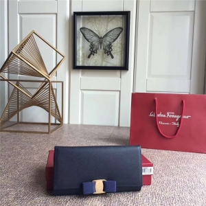 22A900 Ferragamo Ľ Vara Y(ji) ŮʿL(zhng)wX(qin) {(ln)