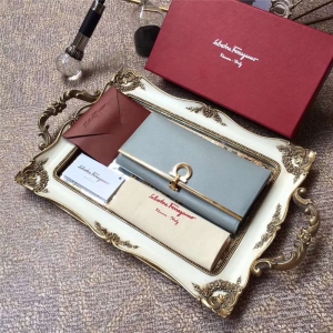 224633 FerragamoĽ ̖ R wʽX {(ln)ɫ