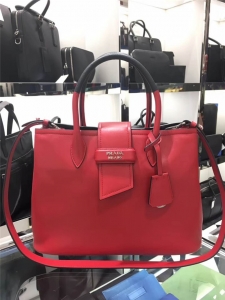 1BG148 Prada_(d) M(jn)СţƤ ƴɫƴƤ Ů