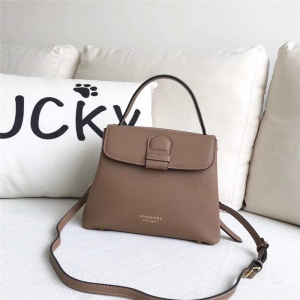 Burberry͌  ژ(bio)n ذ (ni)ø ɫ