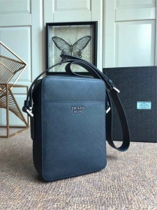 2VH040 pradaа _(d)μprada2018¿ _(d)μб