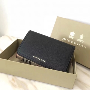 BurBerry͌ ƴɫǰw (zhn)Ry ְX(qin)ð ɫ