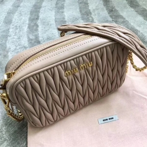 5BH118B MIUMIU¿ ްСƤ C ɫ