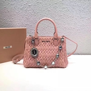 5BA067 MIUMIU ¿ ްƤ С̖ ˮ?zhn)?ɫ
