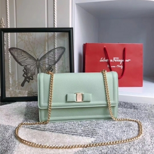 21G462 FerragamoƸĽ ƼyţƤ VaraY(ji) ̖ 朗lw ۾G