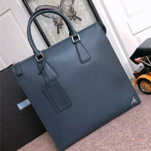 Prada_(d)а Pradaʿİ ǇO _(d)Q {(ln)ɫ