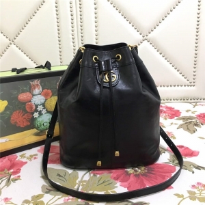 550189 Gucci Ophidiaϵ ţƤ(f) K pб GucciˮͰ ɫ