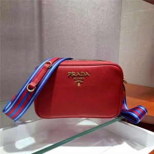 1BH082 PradaŮ _(d)μ Prada¿ _(d)μб tɫ