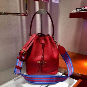 1BE018 PradaŮ СţƤ¹Ƥy _(d) KˮͰ Prada tɫ