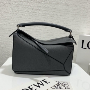 322 LOEWE_ Puzzle small Bag С̖(ho)_׺ΰ ɫ