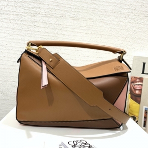 322 LOEWE_ Puzzle Bag ̖(ho)_׺ΰ ɫ