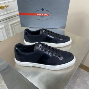 4E3400 Prada Ƥ\(yn)(dng)Ь _(d)2020¿e\(yn)(dng)Ь ɫ