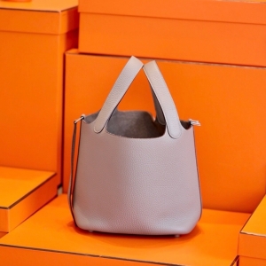 HermesR˲˻@ Hermes picotin18 RˮͰ TCƤ r