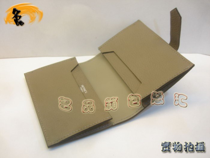 Hermes (jng) ֦yX Hermes rŮ Hermes 