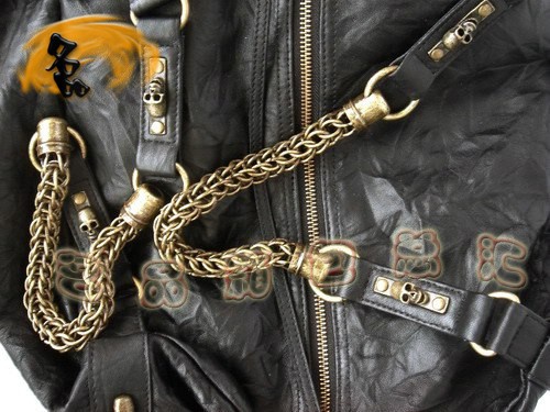 8008 R˹¿ ɫȫƤrŮʿμ THOMAS WYLDE
