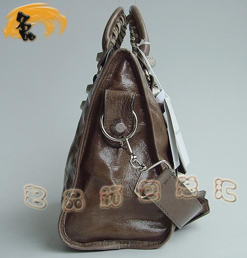 084332A BALENCIAGA(jng)rŮʿб ҙC(j)܇ ¿ţƤ