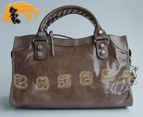 084332A BALENCIAGA(jng)rŮʿб ҙC(j)܇ ¿ţƤ
