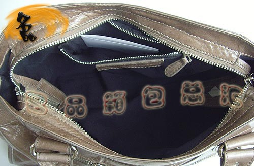 084332A BALENCIAGA(jng)rŮʿб ҙC(j)܇ ¿ţƤ