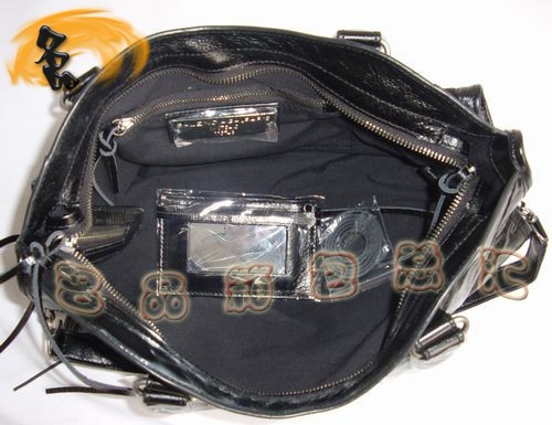 084332 BALENCIAGA¿ɫţƤrŮʿ ҙC(j)܇ б