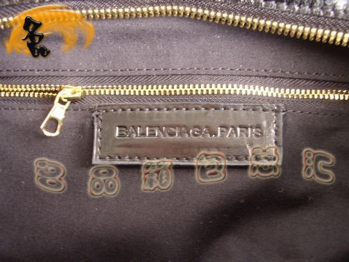 084332B BALENCIAGA(jng)C(j)܇ ¿ ɫţƤr(sh)Ůʿб/