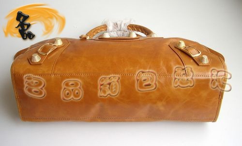 084338B ҽ(jng)C(j)܇(ch) BALENCIAGAţƤб r(sh)Ůʿ