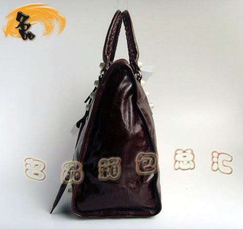 084334A A1:1Ʒ|(zh) ҽ(jng)C܇ BALENCIAGAɫrţƤŮʿ