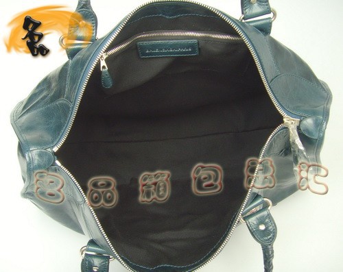084334A BALENCIAGA¿ ҕr(sh)e (jng)C(j)܇ а