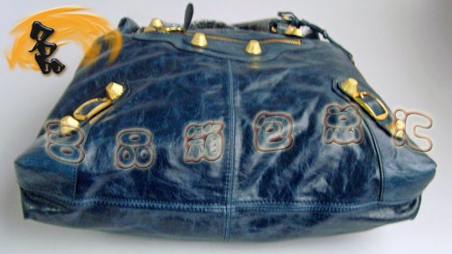 084326B u¿ BALENCIAGA ҕrн(jng)ǿC܇ {ɫ