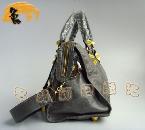 084328B BALENCIAGA  (jng)C܇ ɫ ¿e б
