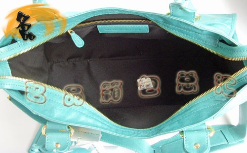 084328B BALENCIAGA rŮʿ{ɫţƤ (jng)C܇ ¿Ůʿб