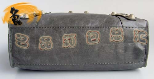 084332A (zhun)Ʒ|(zh) BALENCIAGAr(sh)eŮʿб ҙC(j)܇(ch) 