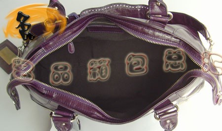 084328A ¿Ůʿ BALENCIAGA(jng)C܇ Ů ҕr