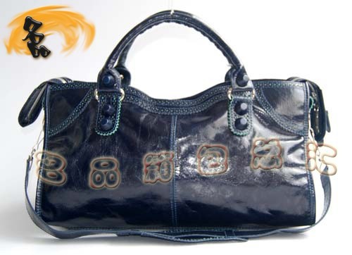 084824 AƷ|(zh)rŮʿ BALENCIAGAeִ ҽ(jng)C(j)܇