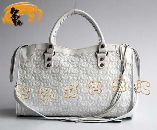 084932 ƷƷ| ҴCϵЕrŮʿ BALENCIAGAб C܇
