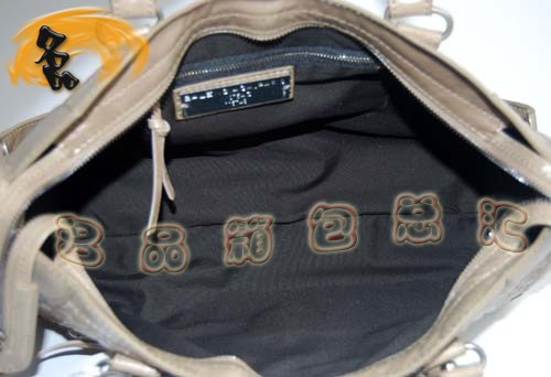 084932 BALENCIAGA ¿r(sh)Ůʿ C(j)܇ (jng)eб