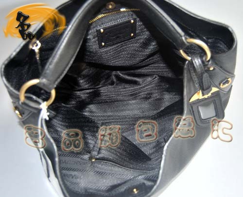 3326 Prada Prada¿ PradaeŮ Prada ɫ